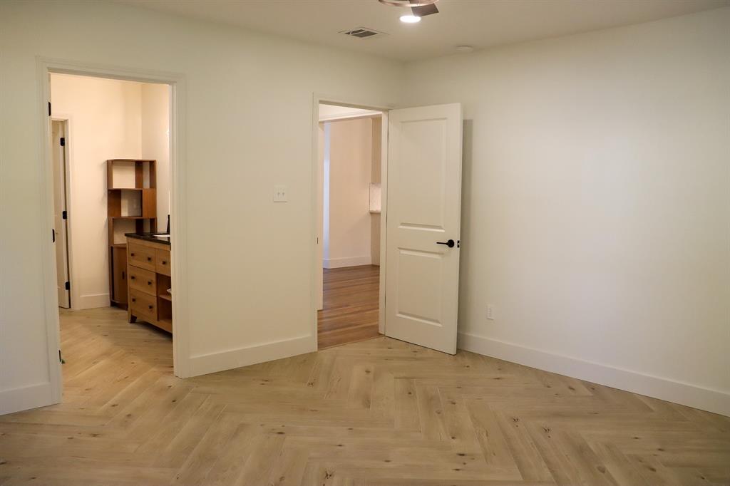 San Saba - Residential