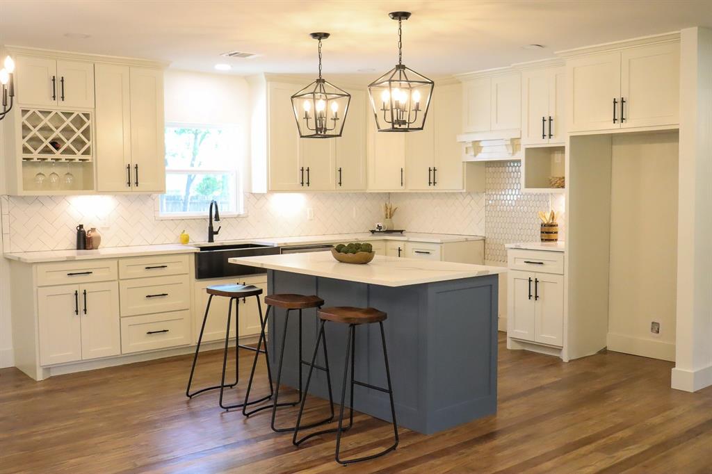 San Saba - Residential