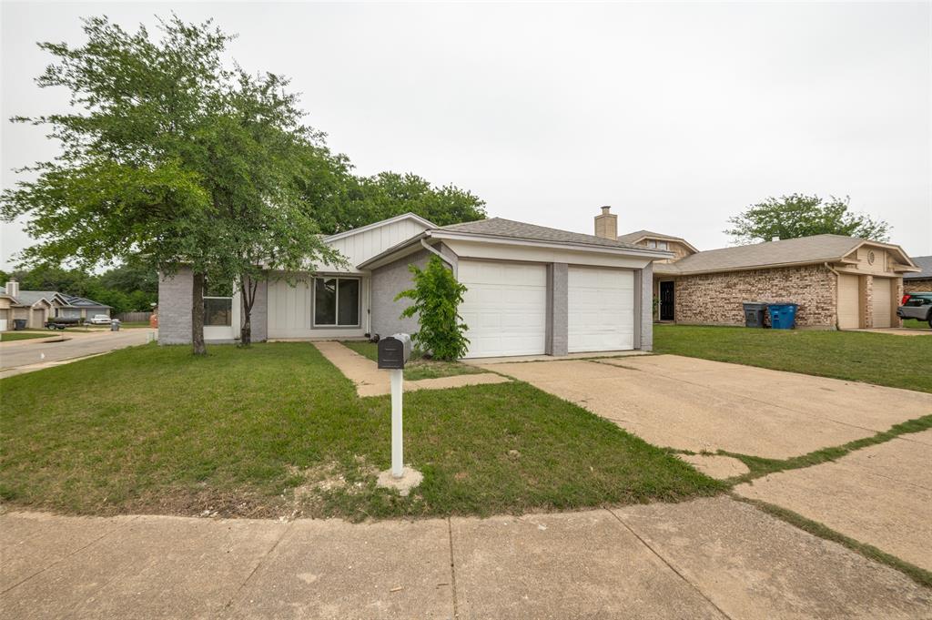 Fully renovated from top to bottom, this home has it all. Style, comfort and efficiency all bundled in a cute, cottage-like house 15 minutes from downtown Dallas. The entire property has been renovated providing a modern style. Newer windows and HVAC system will provide consistent comfort. The newer roof and insulation make for an efficient home in all weather conditions. The full kitchen appliance package will be included. The exterior has also been renovated, featuring a new fence, 2 patios and plenty of space to spend time outdoors.