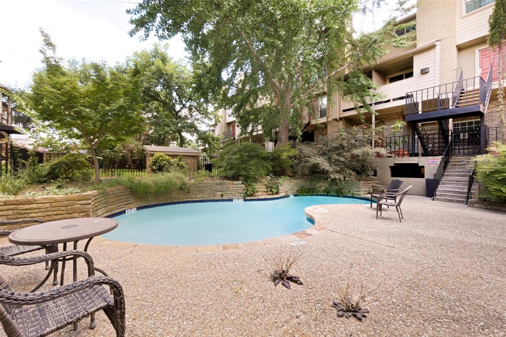 Ashton South Condos - Residential