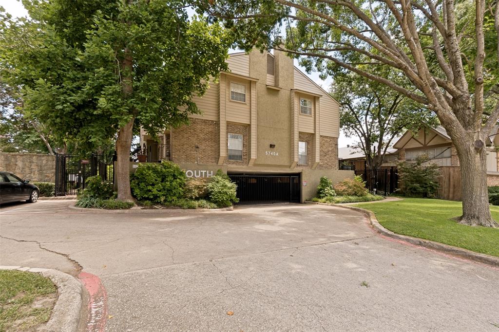 Ashton South Condos - Residential