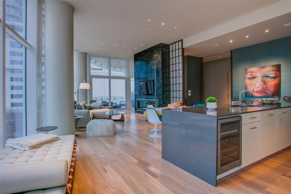 Museum Tower Condo - Residential