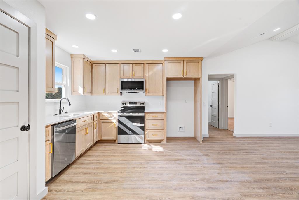 POWDERLY PARK EAST - Residential