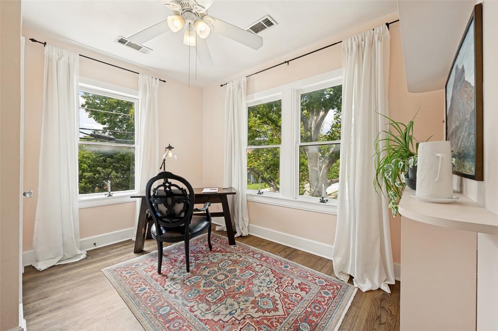 East Columbia Place - Residential