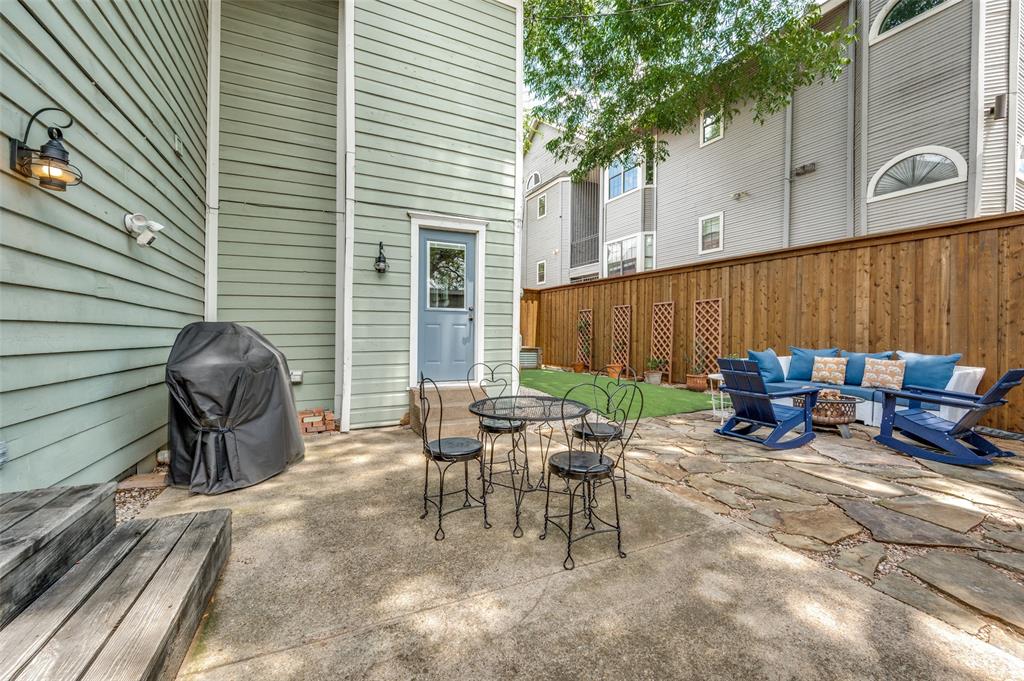 East Columbia Place - Residential