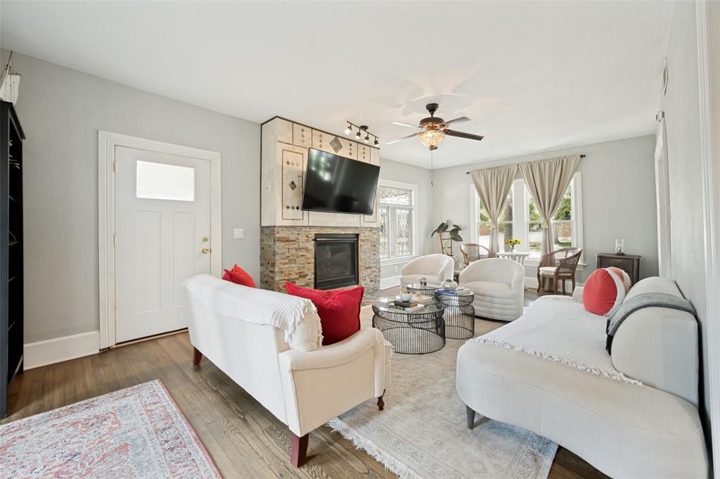 East Columbia Place - Residential