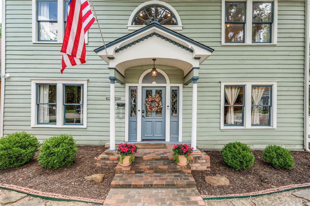 East Columbia Place - Residential