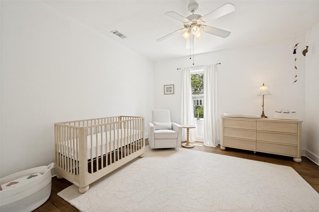 East Columbia Place - Residential