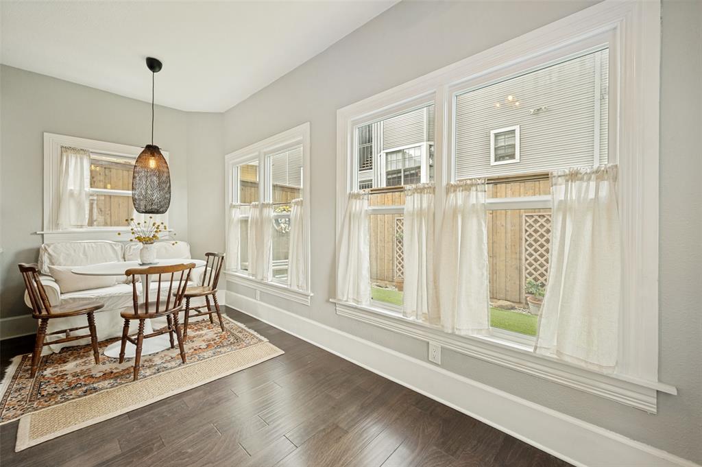 East Columbia Place - Residential