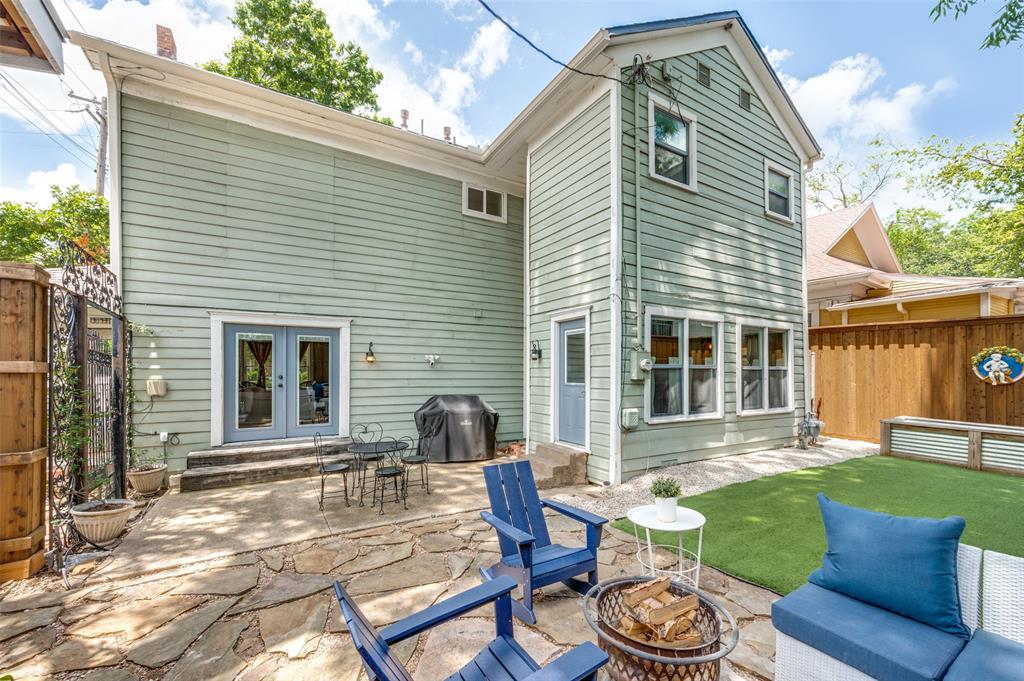 East Columbia Place - Residential