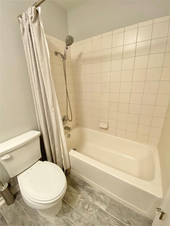 Wellington Place I Condos - Residential Lease