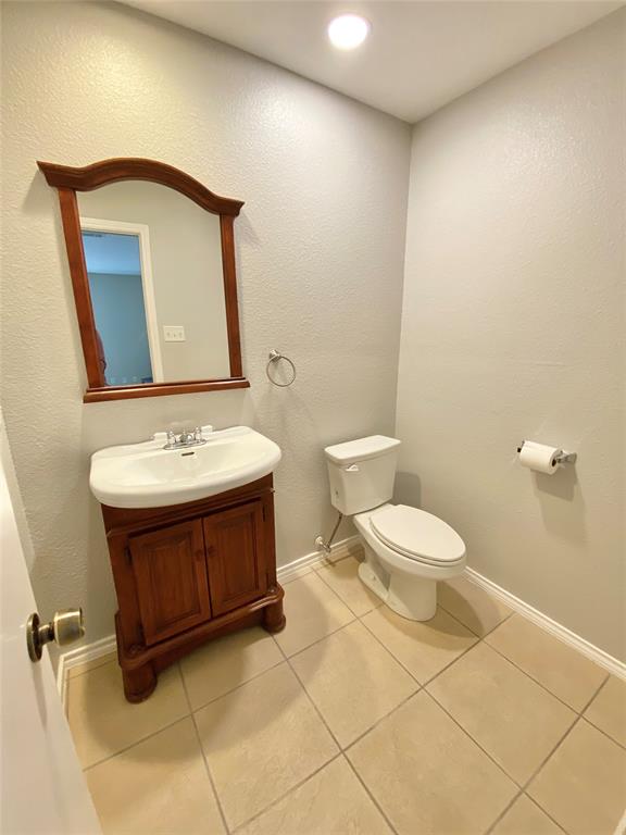 Wellington Place I Condos - Residential Lease