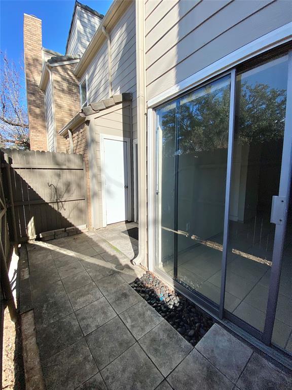 Wellington Place I Condos - Residential Lease