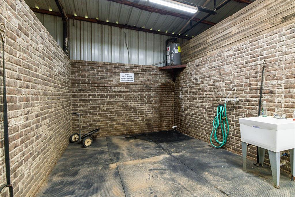 Horseshoe Nail Ranch - Residential