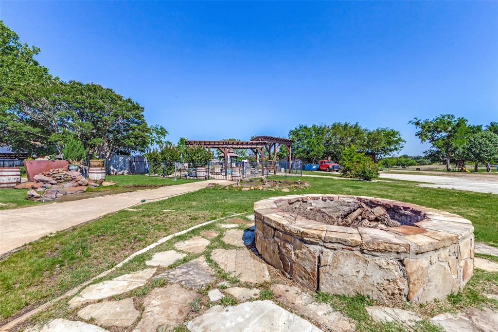 Horseshoe Nail Ranch - Residential