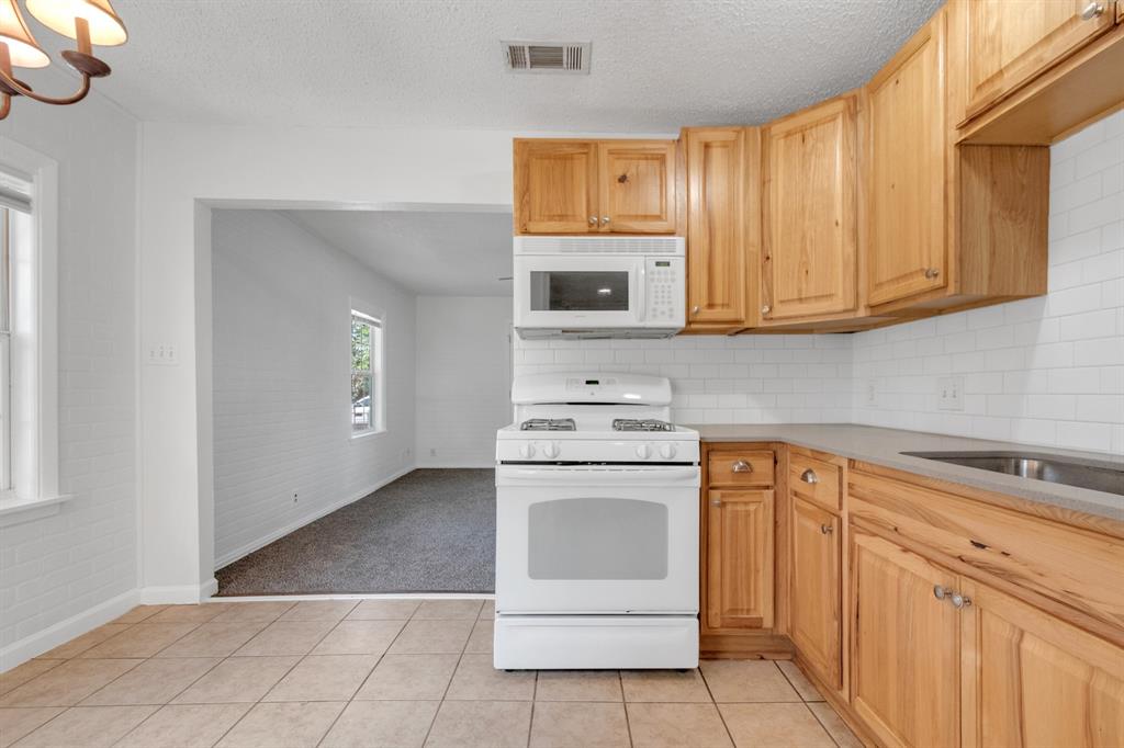 Barnett J N Add - Residential