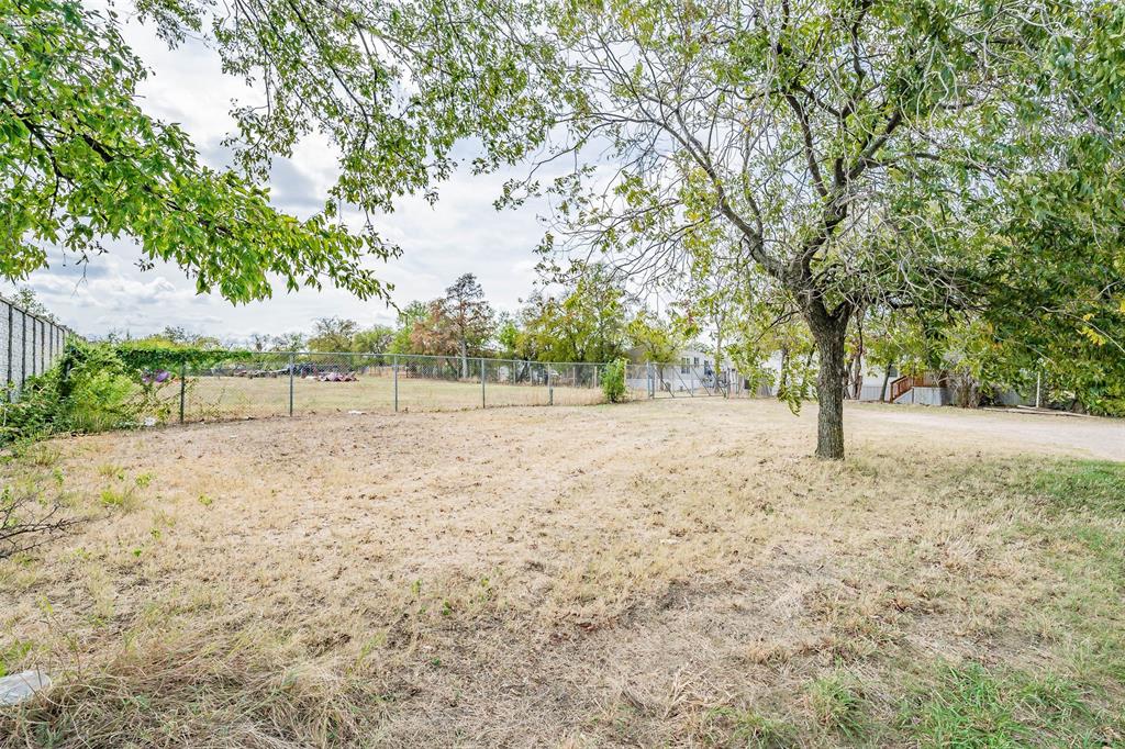 STRICKLAND, DAVID SURVEY ABSTRACT 1376 TRACT 39B01 - Land