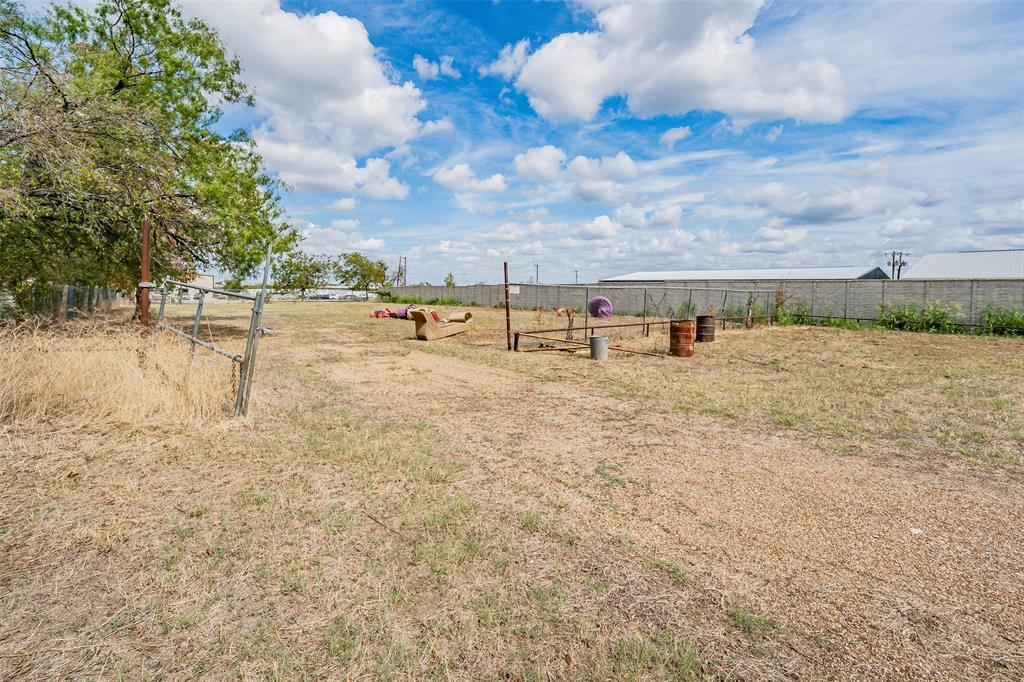 STRICKLAND, DAVID SURVEY ABSTRACT 1376 TRACT 39B01 - Land