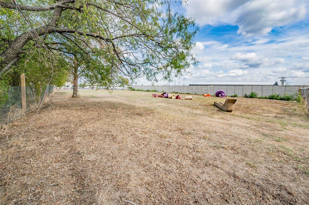 STRICKLAND, DAVID SURVEY ABSTRACT 1376 TRACT 39B01 - Land