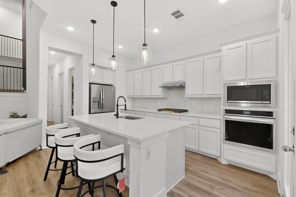 Devonshire Village 11 - Residential