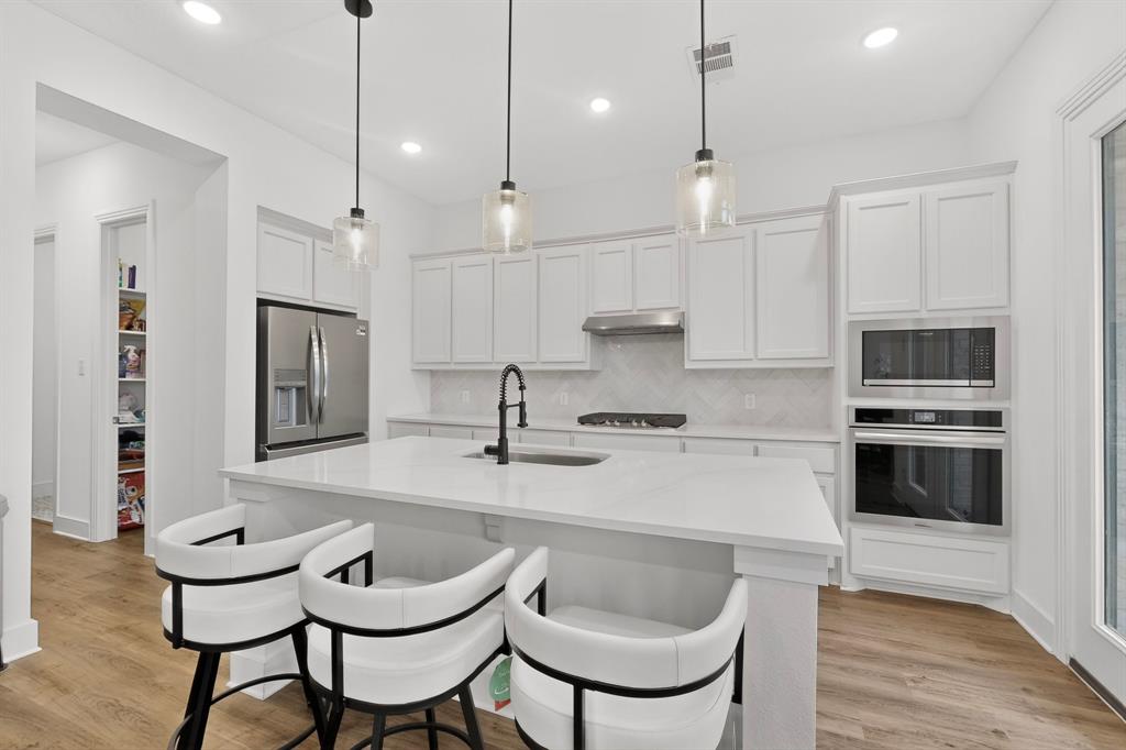Devonshire Village 11 - Residential
