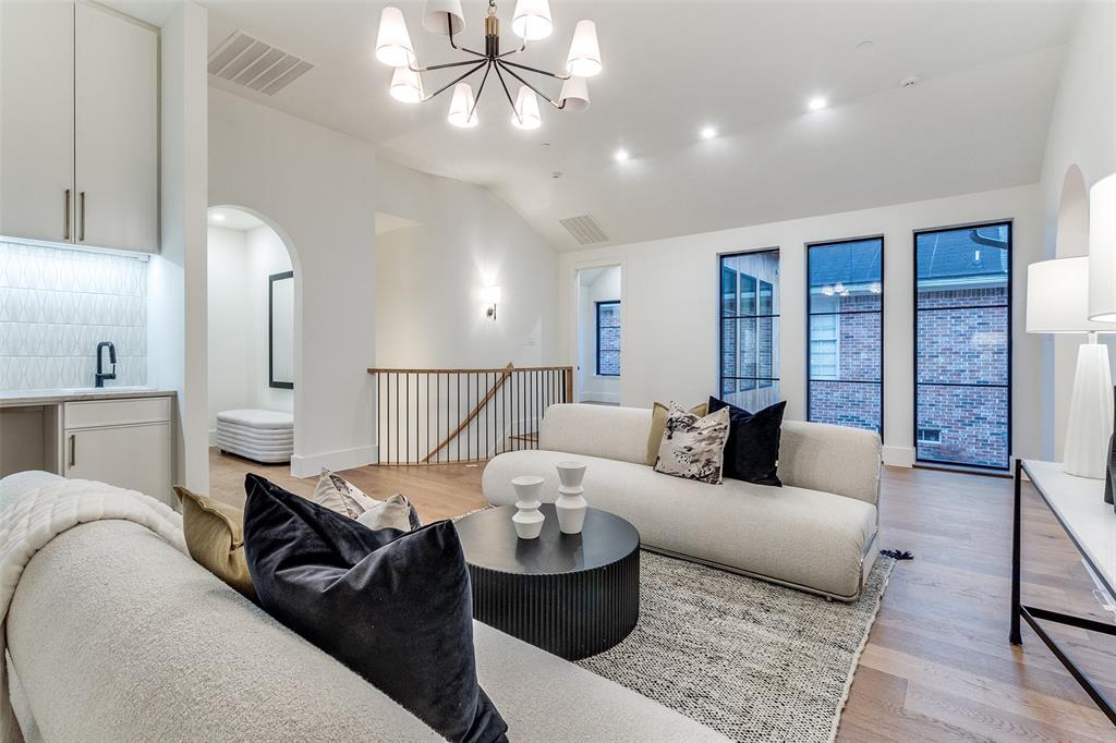 University Highlands - Residential