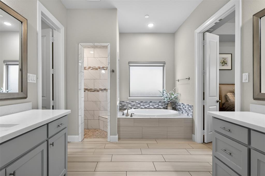 Edgestone At Legacy - Residential