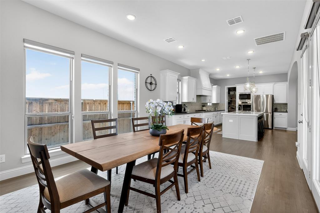 Edgestone At Legacy - Residential