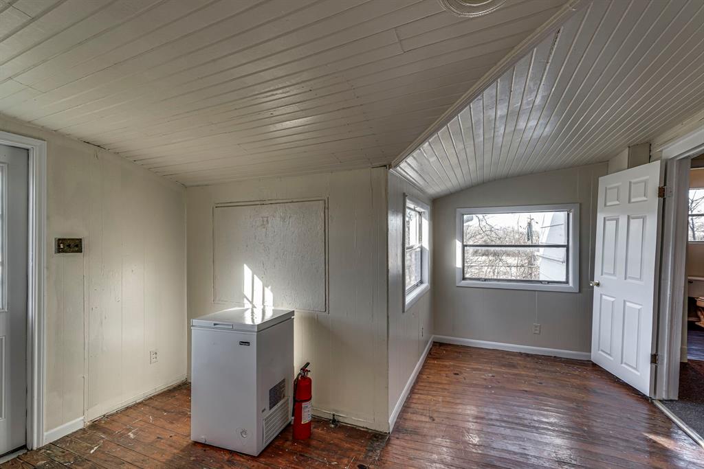 Thomas D Clark Surv Abs #172 - Residential