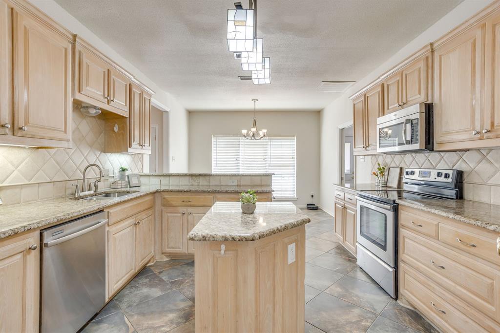 ABST 353 TR 1C M A HUFF - Residential