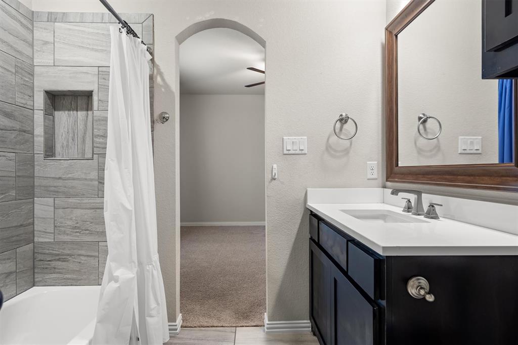 The Oaks Ph One - Residential