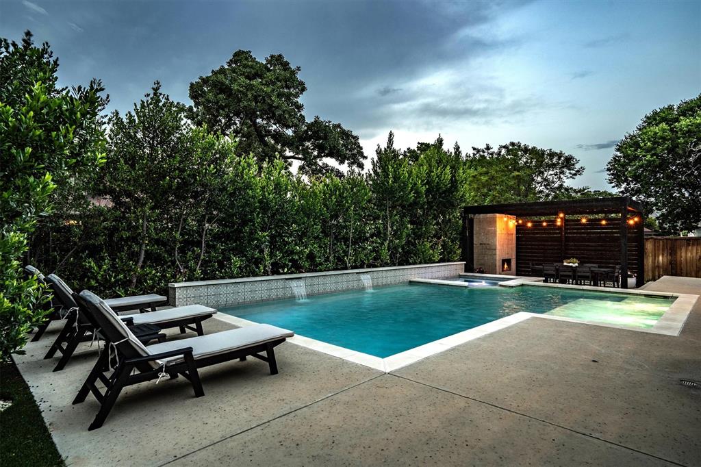 The Oaks Ph One - Residential