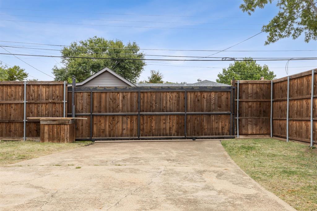Druid Hills 02 - Residential Lease