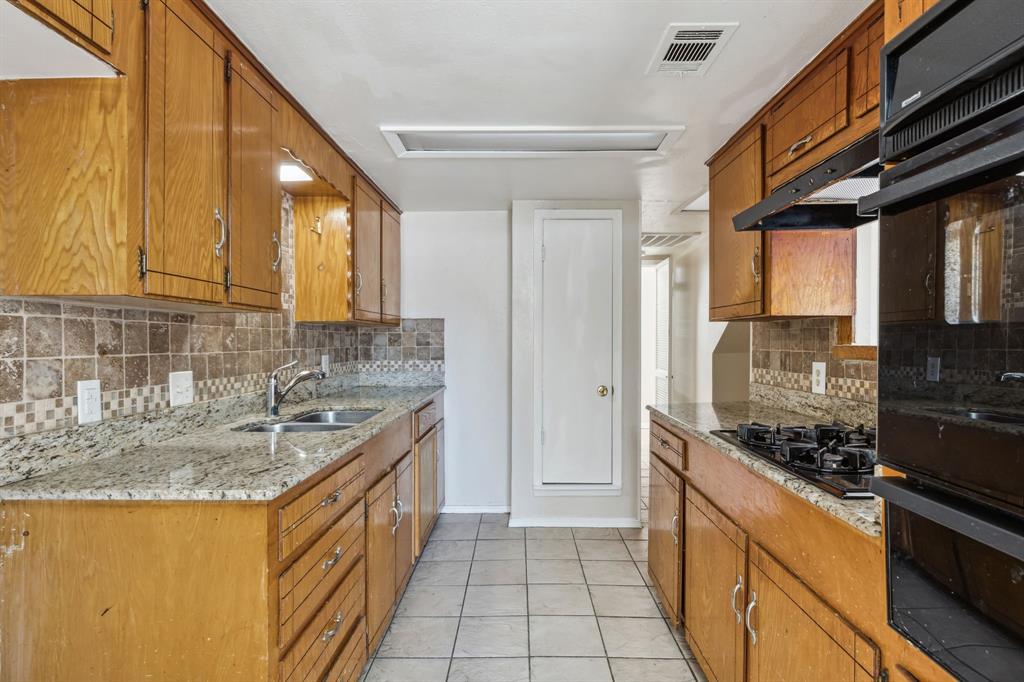 Druid Hills 02 - Residential Lease