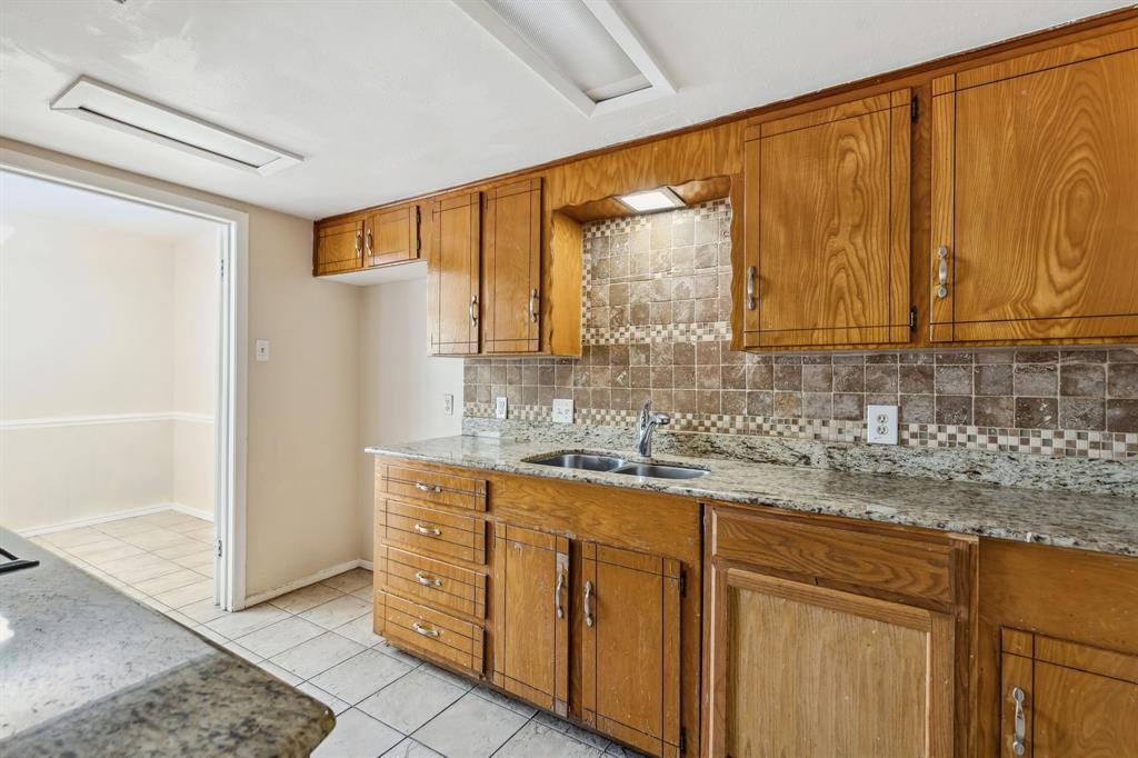 Druid Hills 02 - Residential Lease