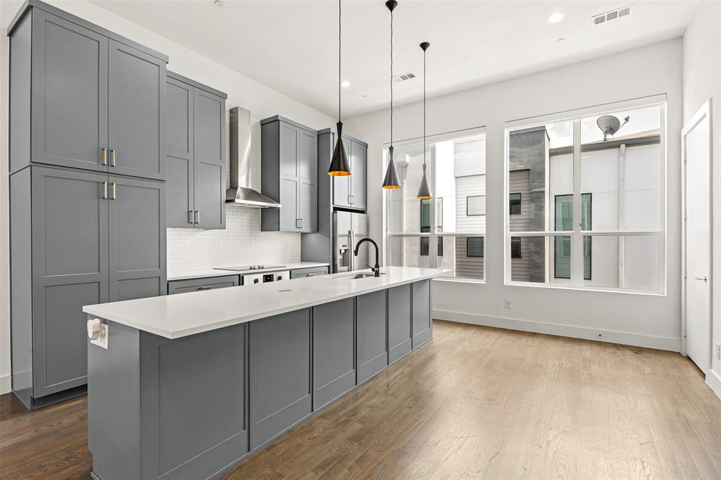 Calvin Condo - Residential