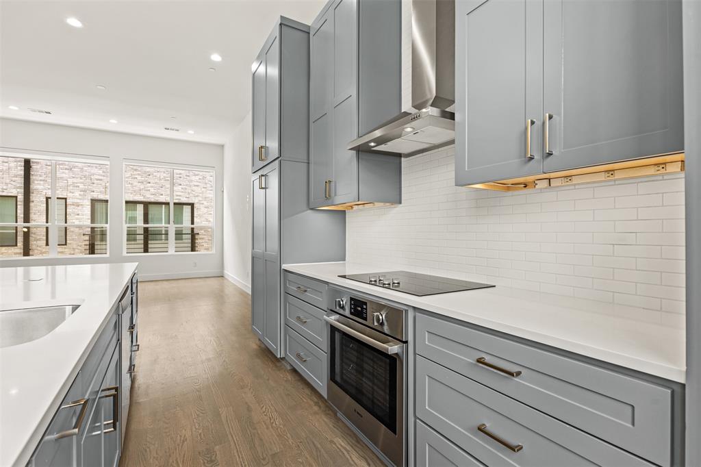 Calvin Condo - Residential
