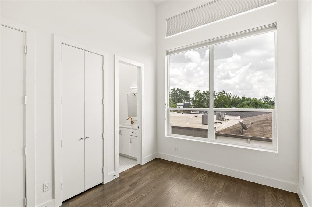 Calvin Condo - Residential