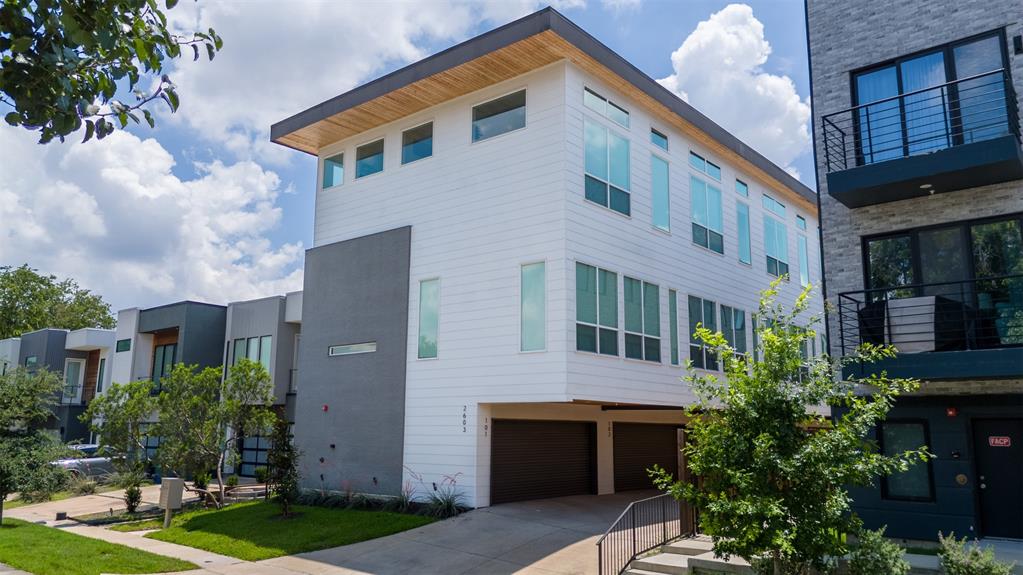 Calvin Condo - Residential