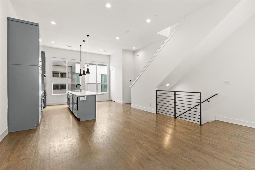 Calvin Condo - Residential