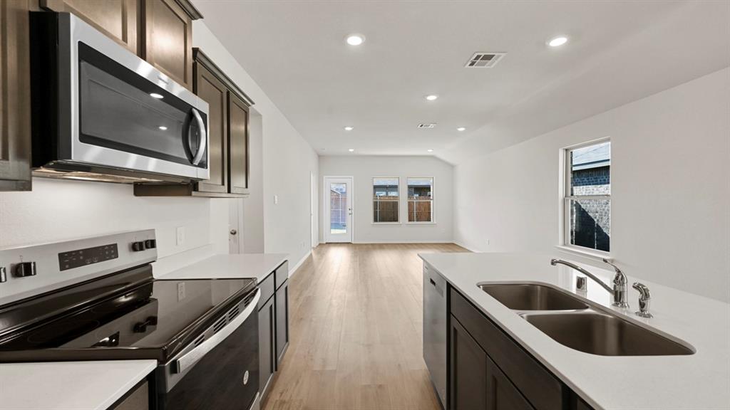 Blaire Lake - Residential