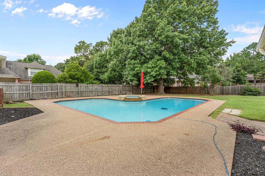 South Ridge Lakes Add - Residential