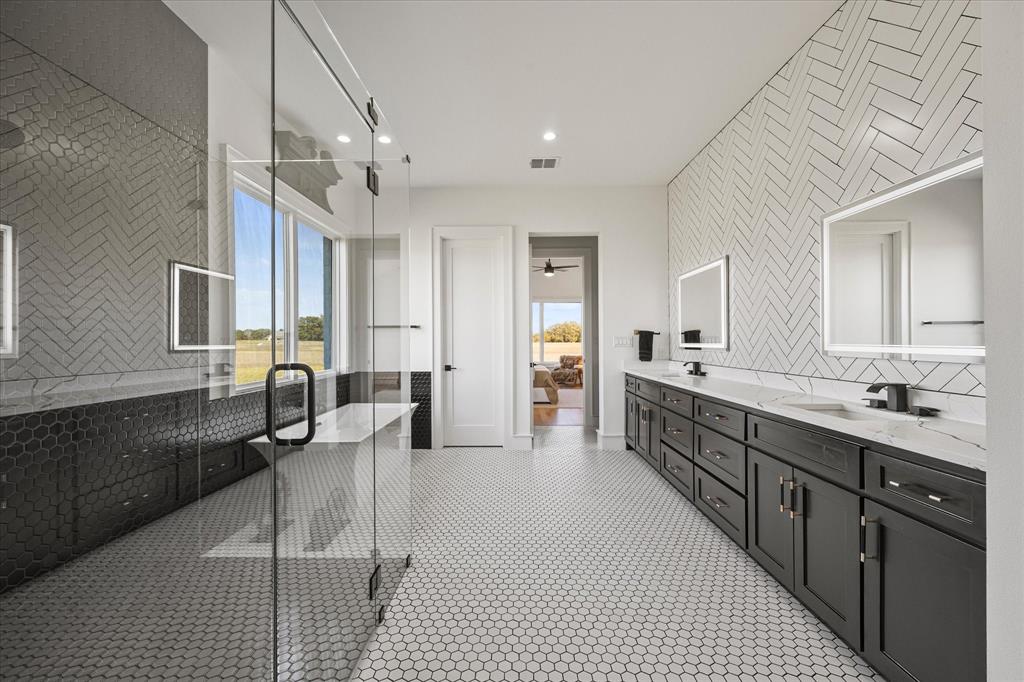 Shadow Lakes Ph 1 - Residential
