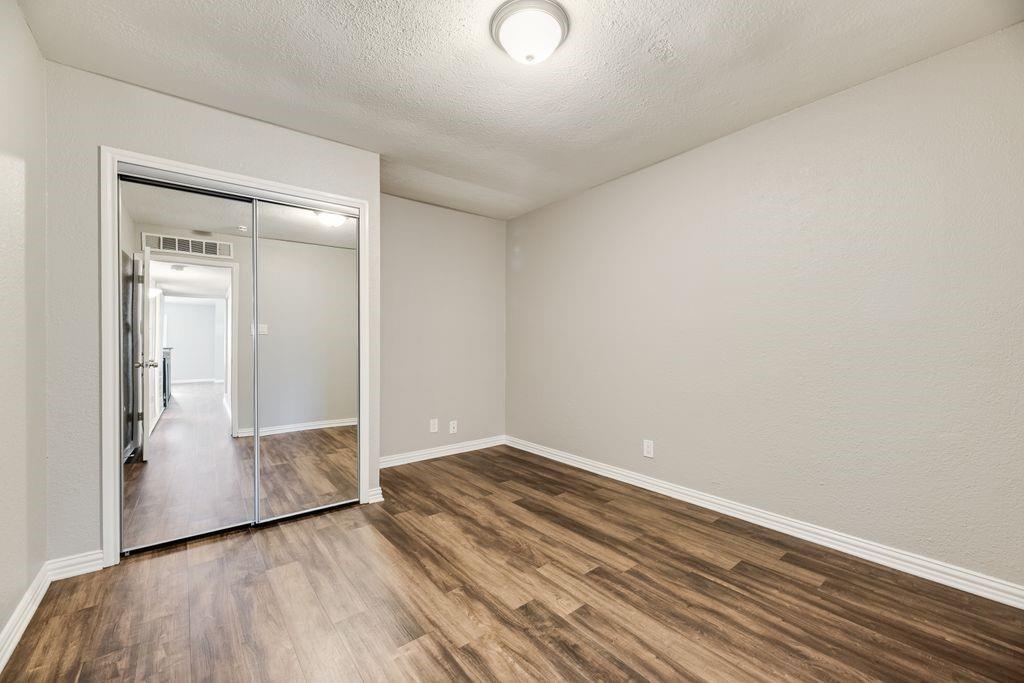 Colony 25 - Residential