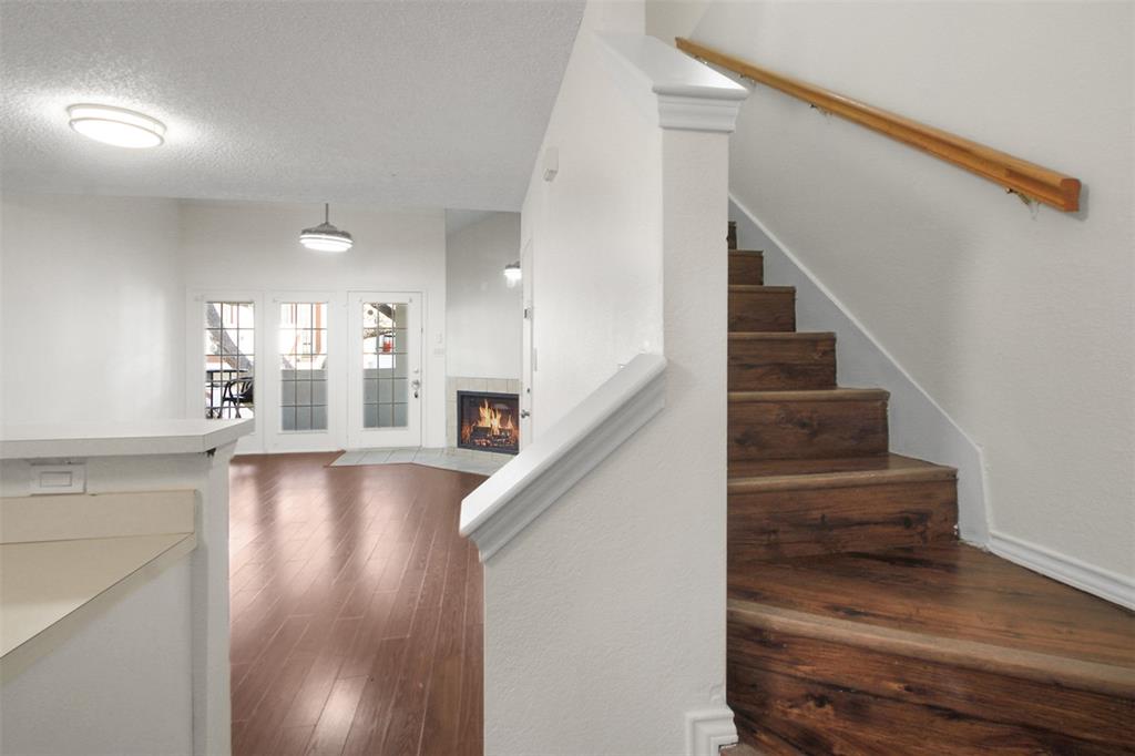 Emily Lane Condo - Residential
