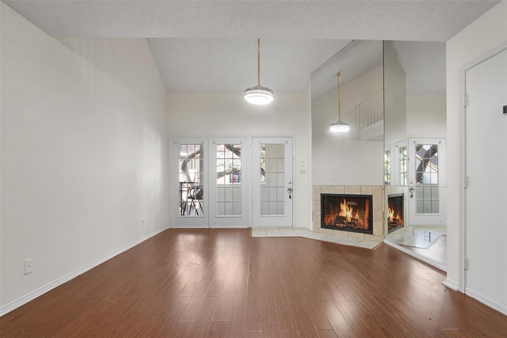 Emily Lane Condo - Residential