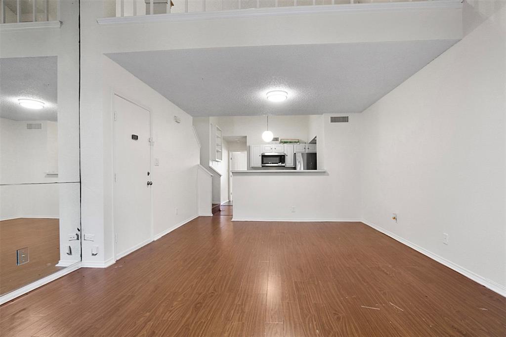 Emily Lane Condo - Residential