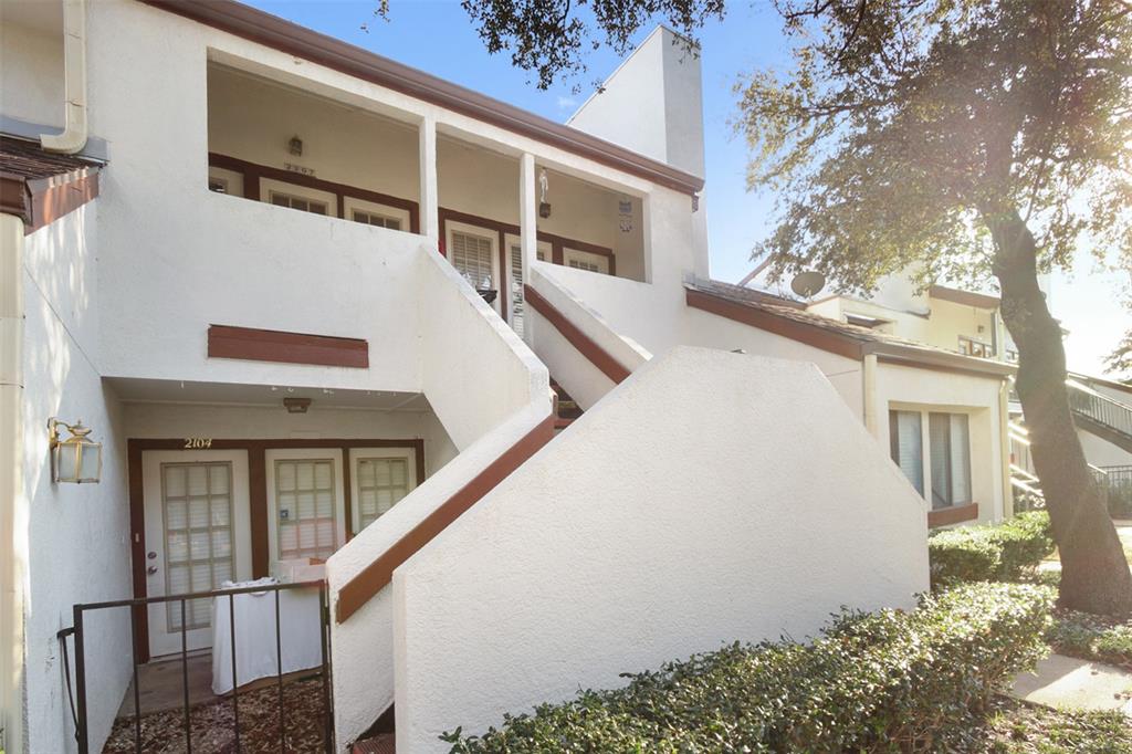 Emily Lane Condo - Residential