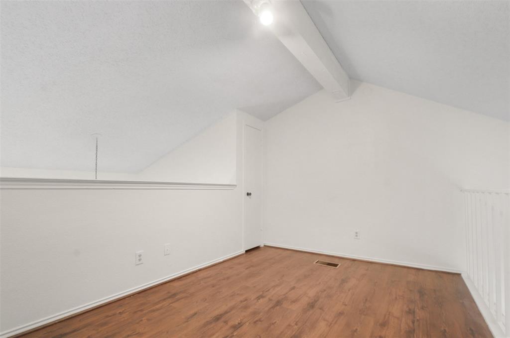 Emily Lane Condo - Residential