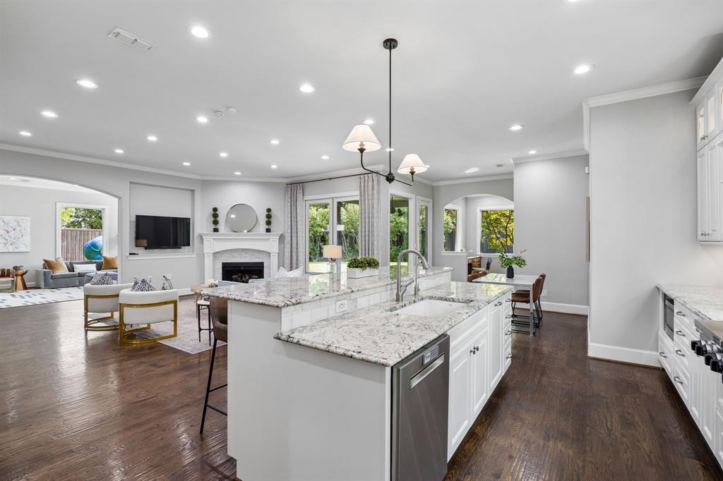 White Rock Place Add - Residential